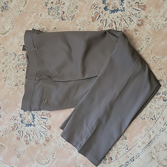 Lee Plus Flex Motion green gray pants regular fit straight leg mid rise 16W NEW… - Picture 4 of 11